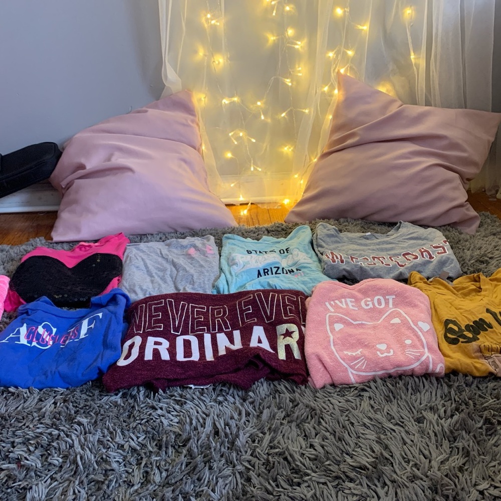Shirts - Picture 3 of 6